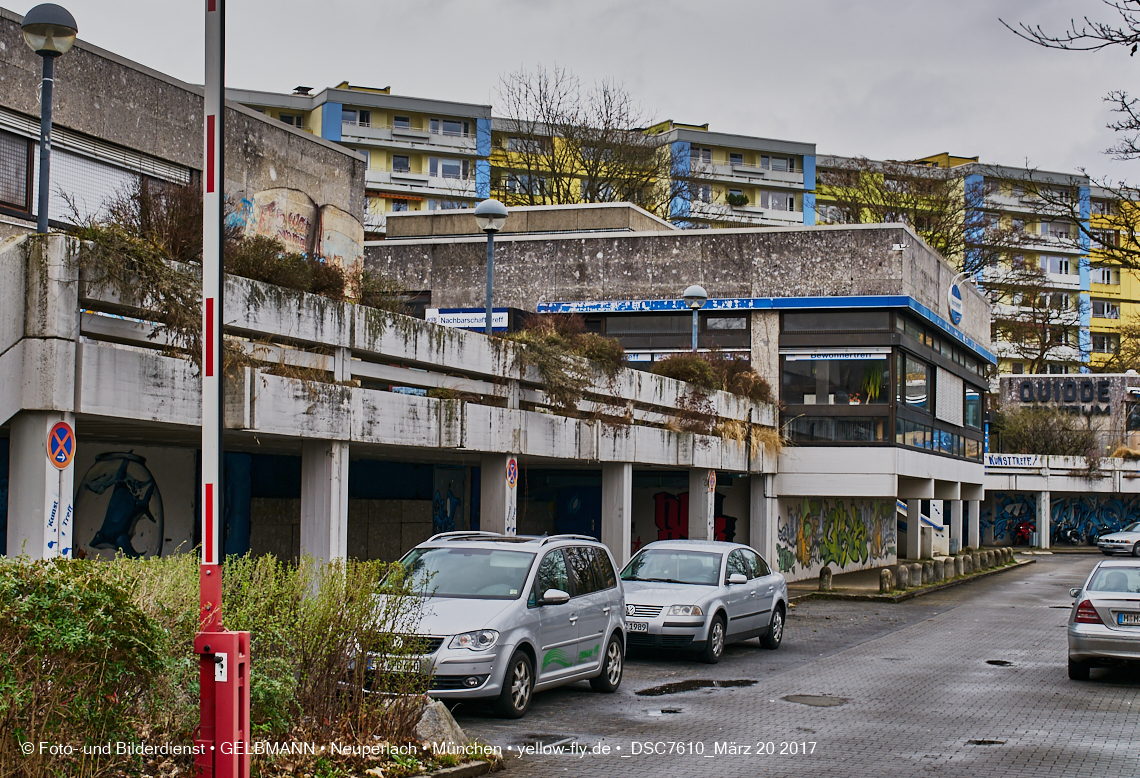 21.03.2017 - Abrissbaustelle Quiddezentrum in Neuperlach